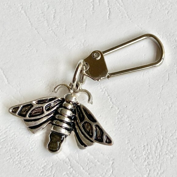 Dragonfly Wasp Firefly Bee Zipper Pull Purse Bag Charm Backpack Silver Tone Fly - Picture 4 of 10